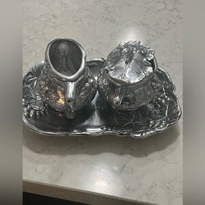 Three pieces try for milk and coffee